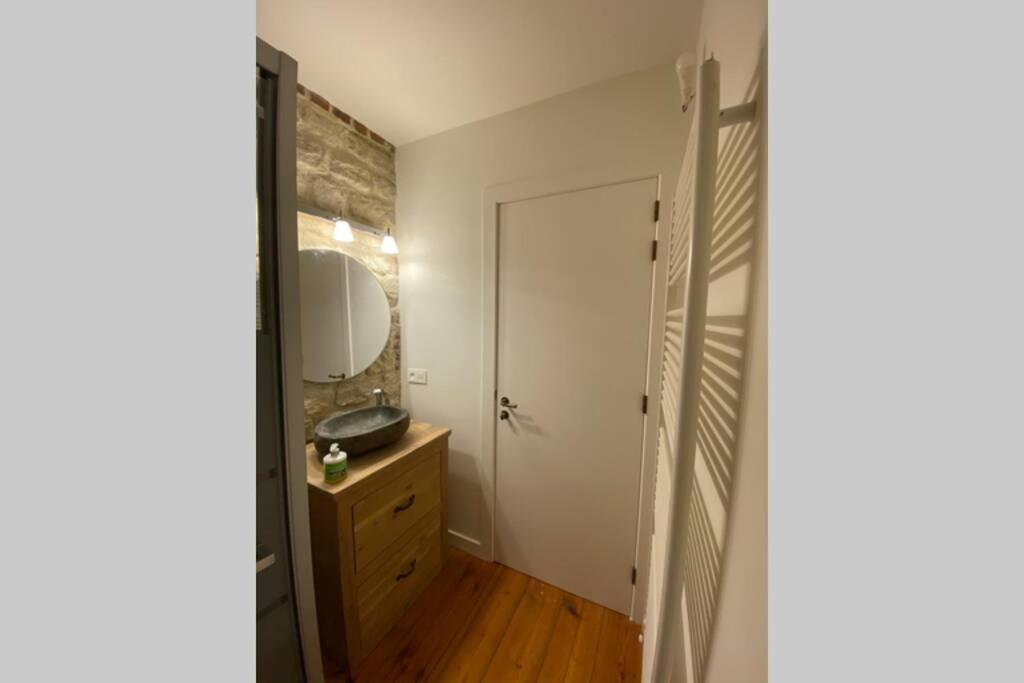Charmant Appartement Dans Une Ancienne Ferme Нивель Экстерьер фото