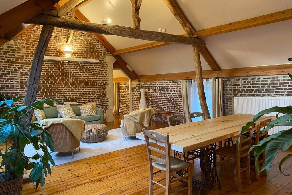 Charmant Appartement Dans Une Ancienne Ferme Нивель Экстерьер фото